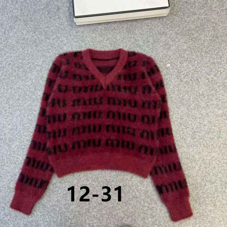 MiuMiu S-XL  (70)